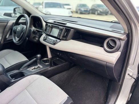 Used 2017 Toyota RAV4 XLE image 11