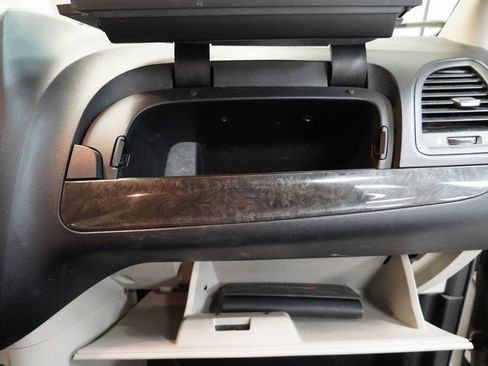 Used 2014 Dodge Grand Caravan American Value Package image 34