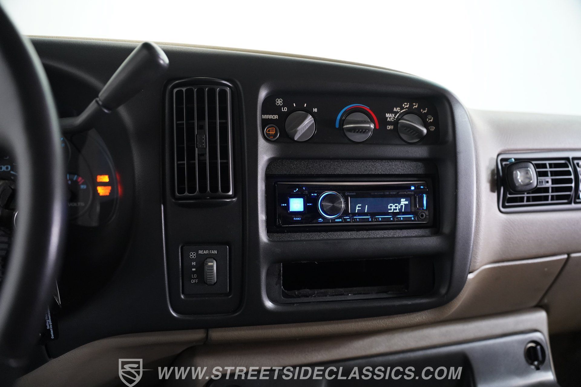 Used 1996 Chevrolet Express 1500 RWD image 40