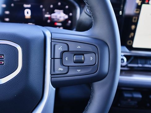 New 2026 GMC Sierra 1500 Elevation image 22