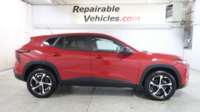 Used 2026 Chevrolet Trax RS w/ Driver Confidence Package FWD image 4