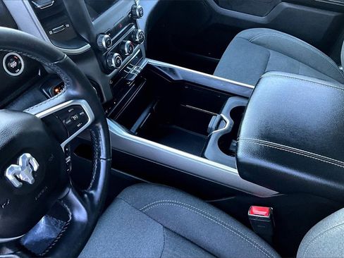 Used 2019 RAM 1500 Big Horn image 16