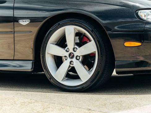 Used 2005 Pontiac GTO RWD image 61