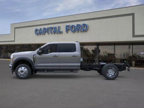 New 2026 Ford F450 Lariat image 3