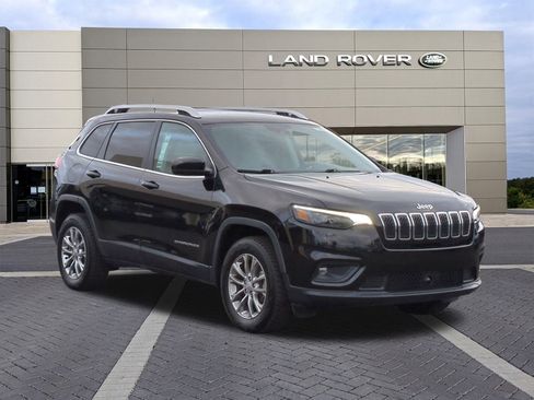 Used 2021 Jeep Cherokee Latitude Plus w/ Security Package image 3