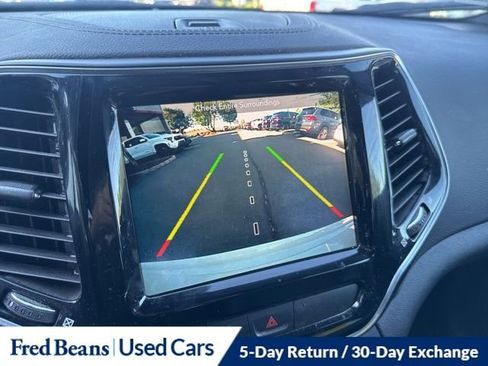 Used 2019 Jeep Cherokee High Altitude AWD/4WD image 27