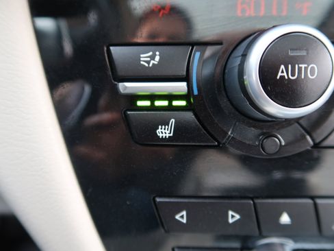 Used 2015 BMW X6 xDrive35i image 21