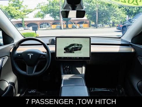 Used 2022 Tesla Model Y Long Range AWD/4WD image 9