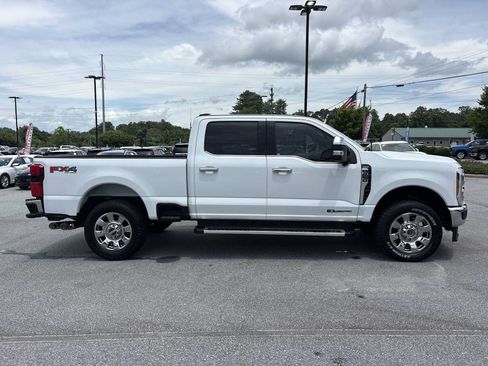 Used 2023 Ford F250 Lariat w/ Chrome Package AWD/4WD image 5