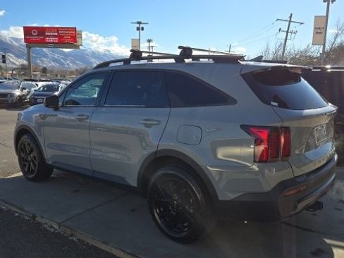 Used 2022 Kia Sorento S image 3