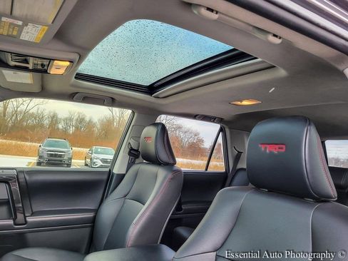 Used 2017 Toyota 4Runner TRD Off-Road Premium image 10