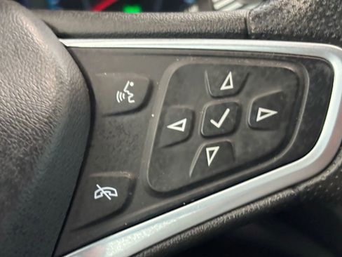 Used 2022 Chevrolet Malibu LT FWD image 46