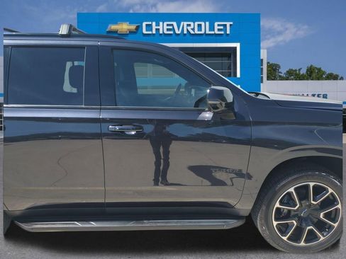 Used 2023 Chevrolet Tahoe RST w/ Luxury Package AWD/4WD image 36