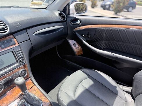 Used 2007 Mercedes-Benz CLK 350 Cabriolet image 18