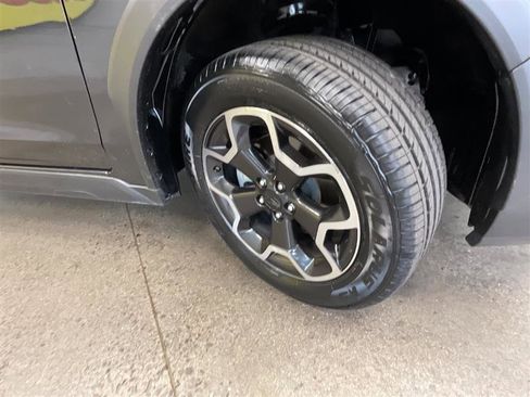 Used 2015 Subaru Crosstrek 2.0i Premium image 19