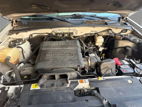 Used 2010 Mercury Mariner Premier FWD image 13