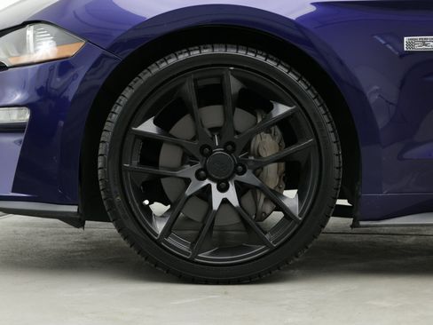 Used 2020 Ford Mustang Coupe RWD image 5