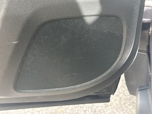 Used 2022 Honda Pilot EX-L image 32