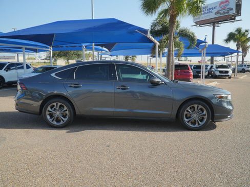 Used 2023 Honda Accord EX image 9