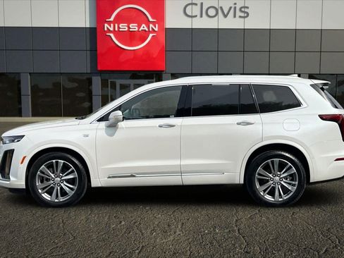 Used 2025 Cadillac XT6 Premium Luxury w/ Technology Package FWD image 6
