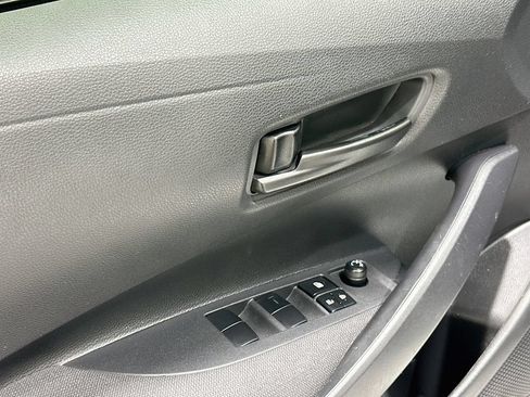 Used 2024 Toyota Corolla LE FWD image 18