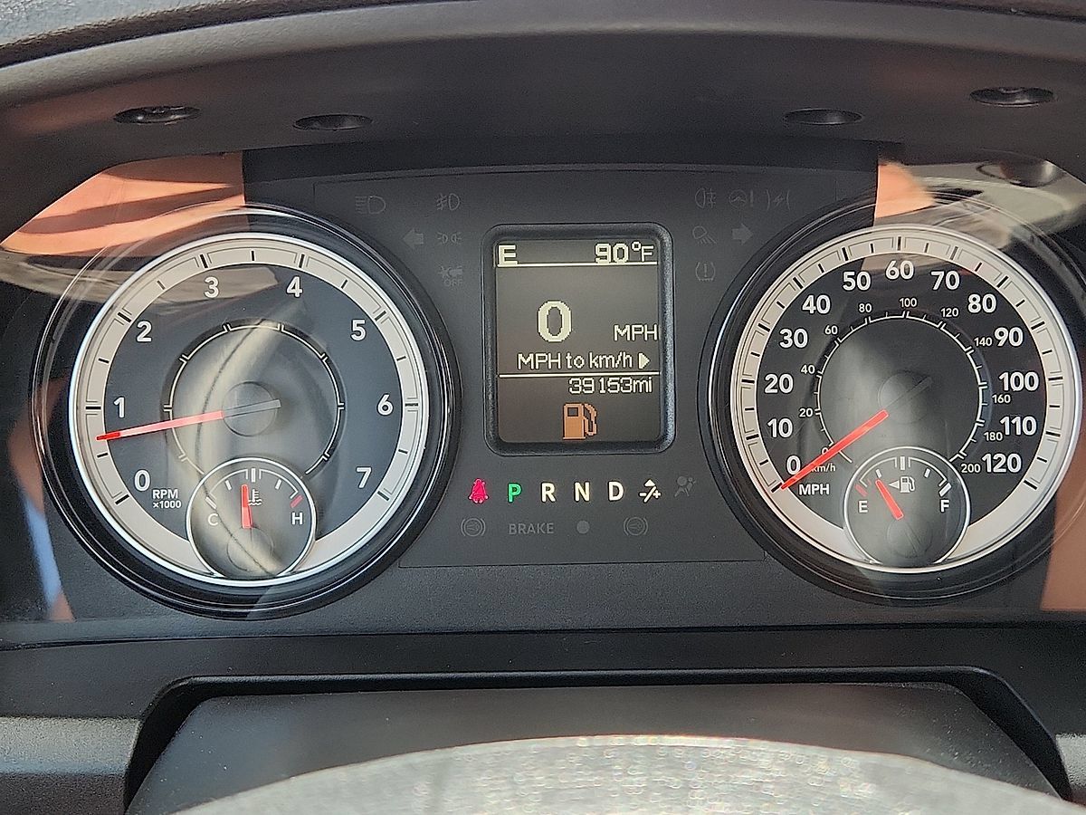 Used 2024 RAM 1500 Warlock AWD/4WD image 10
