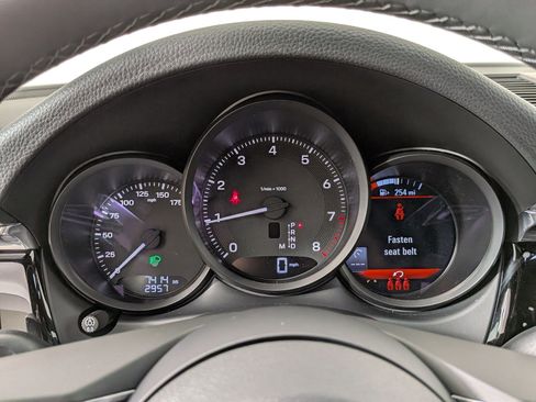Certified 2025 Porsche Macan Turbo AWD/4WD image 24