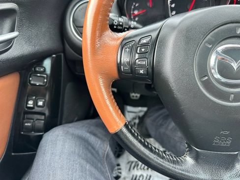Used 2006 MAZDA RX-8 w/ Grand Touring Pkg RWD image 16