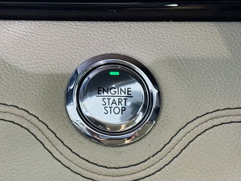 Used 2019 Lincoln Navigator Reserve w/ Cargo Package image 21