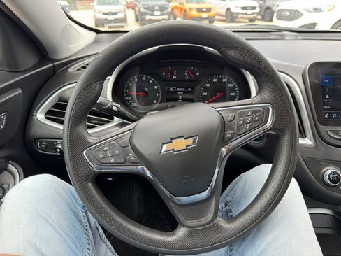 Used 2024 Chevrolet Malibu LT FWD image 13
