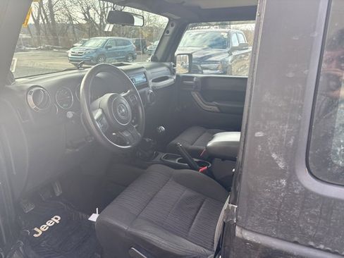 Used 2012 Jeep Wrangler Sport image 8