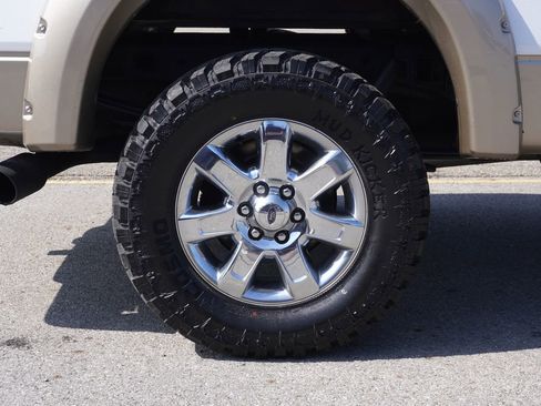 Used 2012 Ford F150 Lariat w/ Lariat Chrome Pkg AWD/4WD image 12