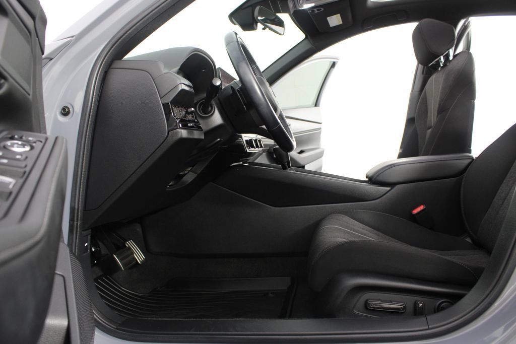 Used 2023 Honda Accord Sport image 16