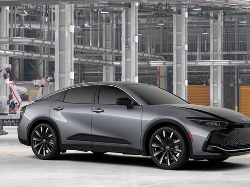 New 2026 Toyota Crown Platinum AWD/4WD image 14