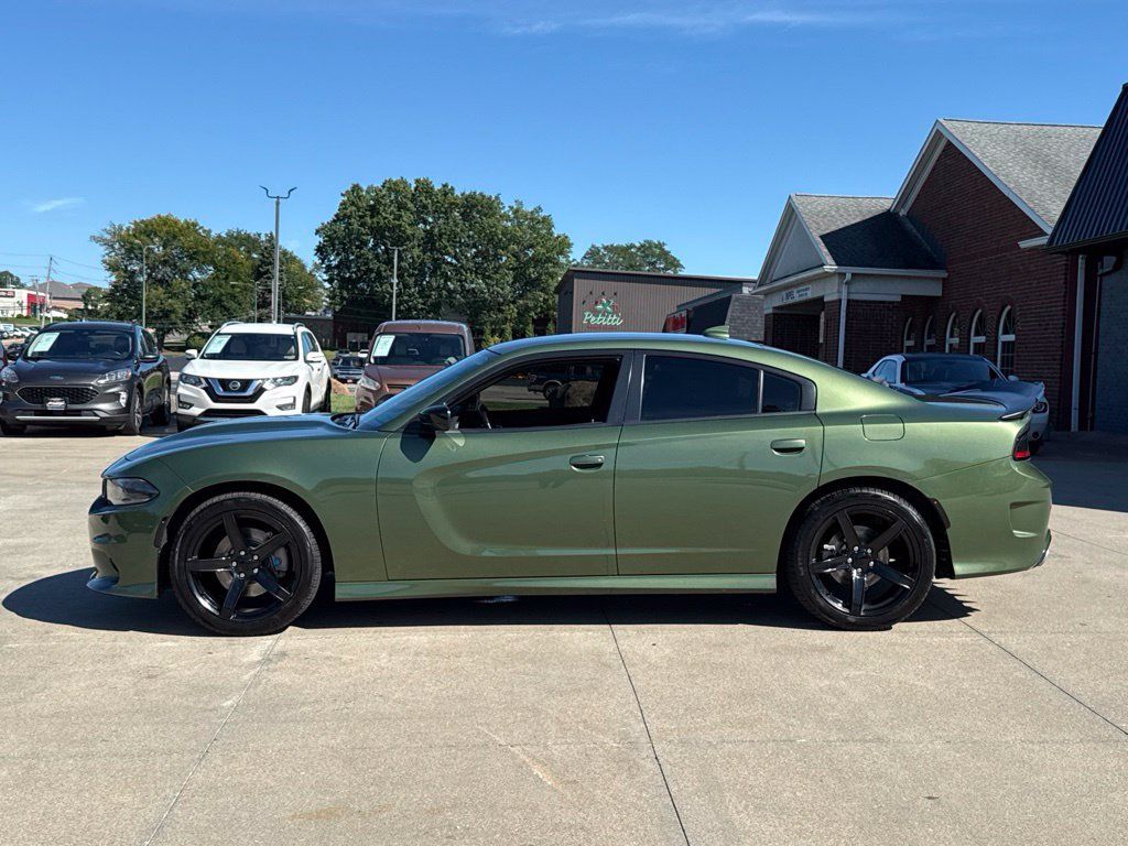 Used 2022 Dodge Charger R/T w/ Blacktop Package RWD image 3