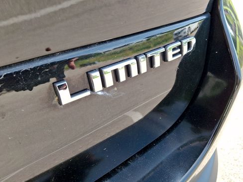Used 2021 Jeep Grand Cherokee L Limited AWD/4WD image 24