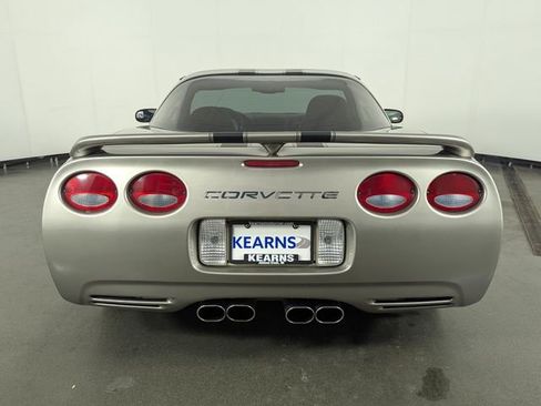 Used 1999 Chevrolet Corvette Coupe w/ Memory Pkg RWD image 7