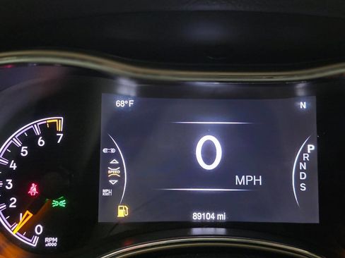 Used 2015 Jeep Grand Cherokee Limited image 17