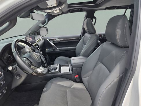 Certified 2023 Lexus GX 460 Premium AWD/4WD image 17