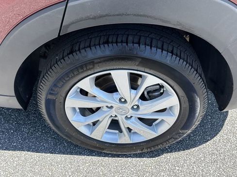 Used 2019 Hyundai Tucson Value FWD image 19