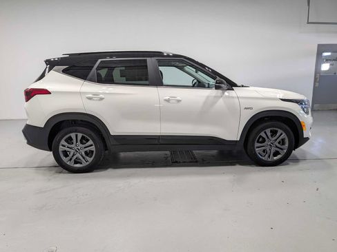 Certified 2023 Kia Seltos S AWD/4WD image 7