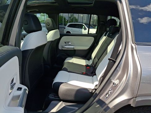 Certified 2023 Mercedes-Benz GLB 250 4MATIC image 10