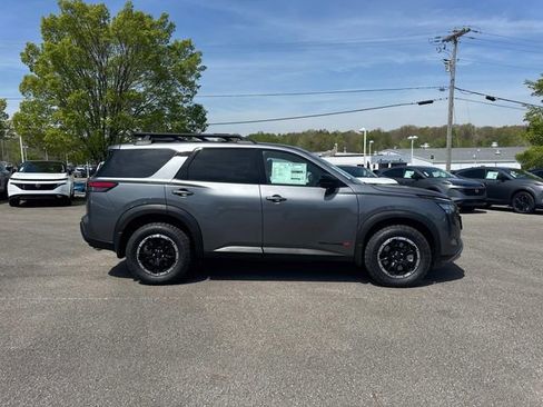 New 2026 Nissan Pathfinder Rock Creek AWD/4WD image 3