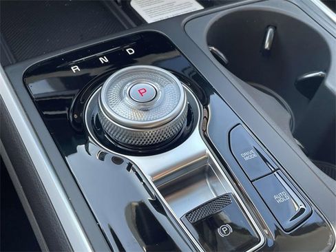 New 2026 Kia Carnival EX image 40