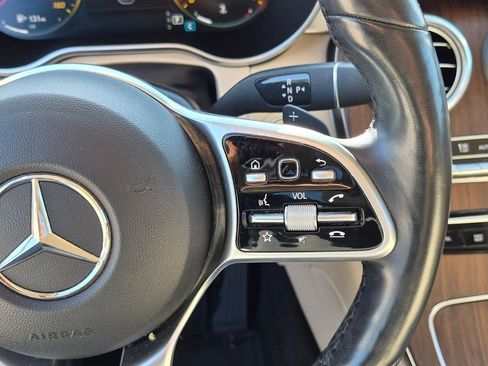 Used 2022 Mercedes-Benz GLC 300 4MATIC image 16