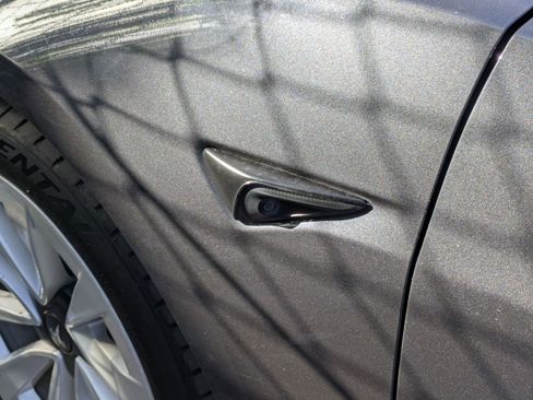 Used 2021 Tesla Model 3 Standard Range Plus image 9