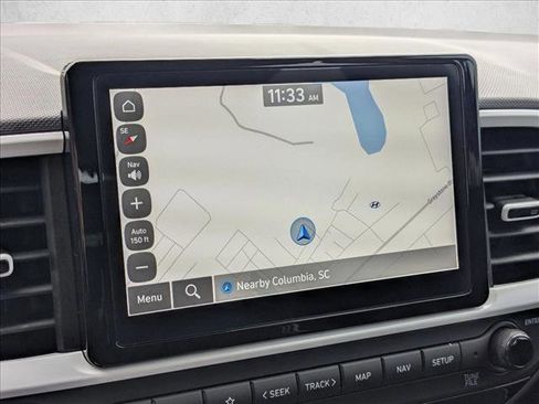 Used 2025 Hyundai Venue Limited FWD image 15