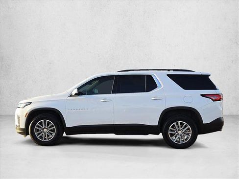 Certified 2023 Chevrolet Traverse LT image 9