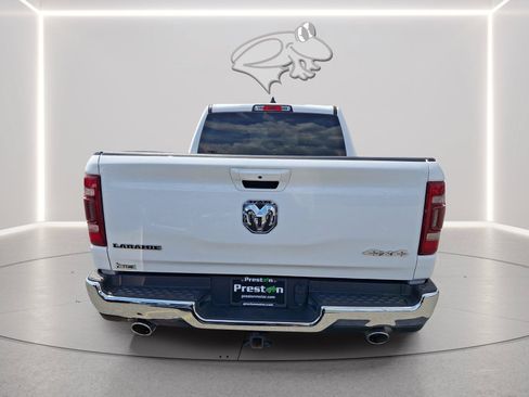 Used 2024 RAM 1500 Laramie AWD/4WD image 4