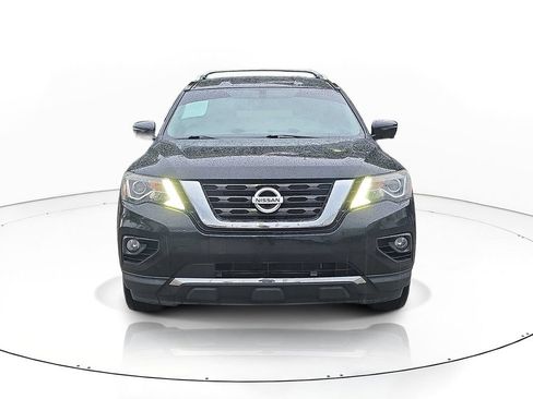 Used 2019 Nissan Pathfinder SL w/ Cargo Package FWD image 2